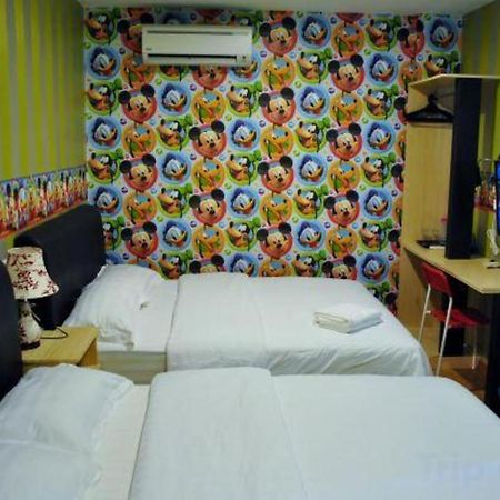 Hotel Zamburger Enstek Sepang Eksteriør bilde
